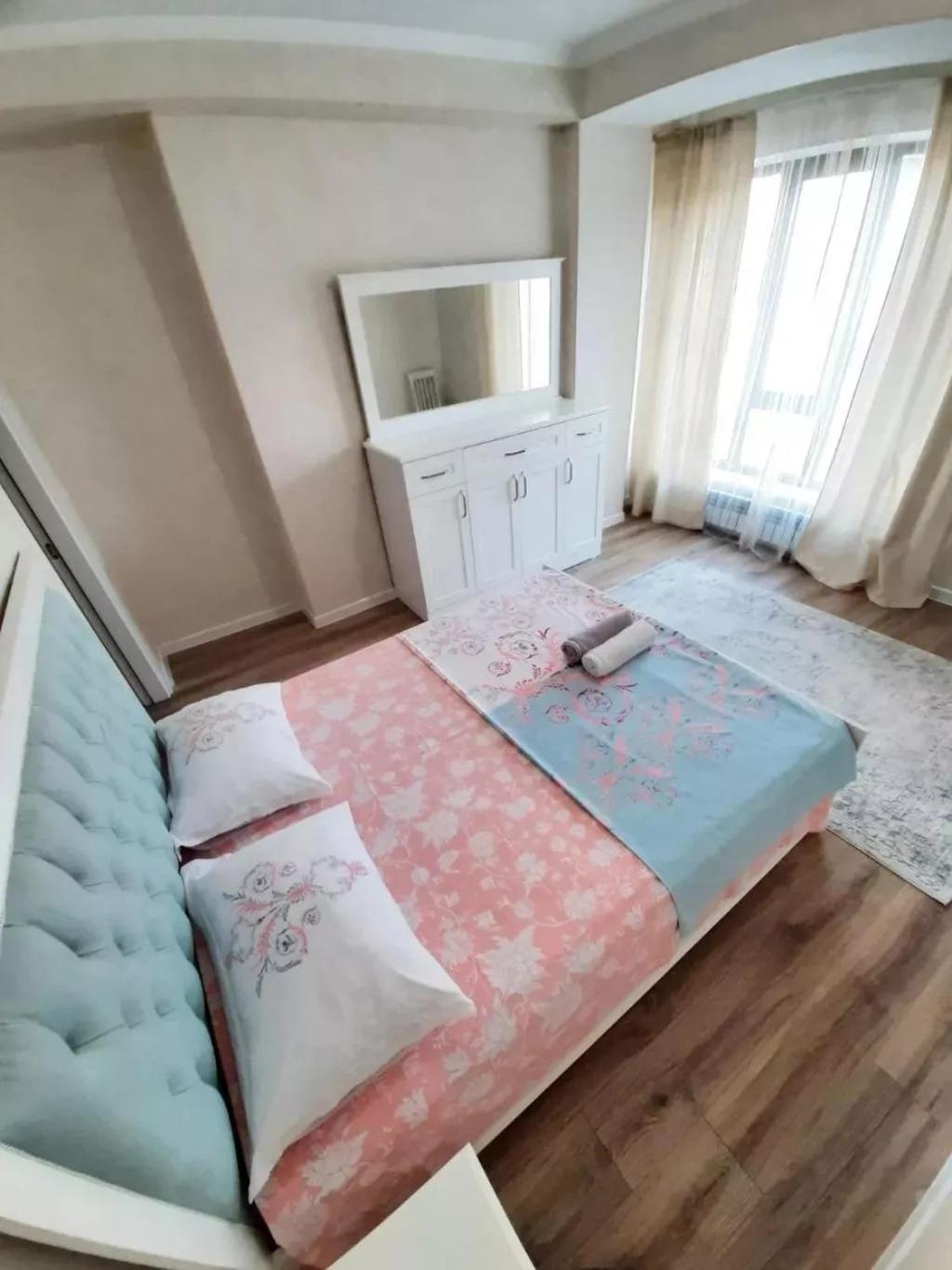 Ecohouse Apartment Bishkek Ngoại thất bức ảnh