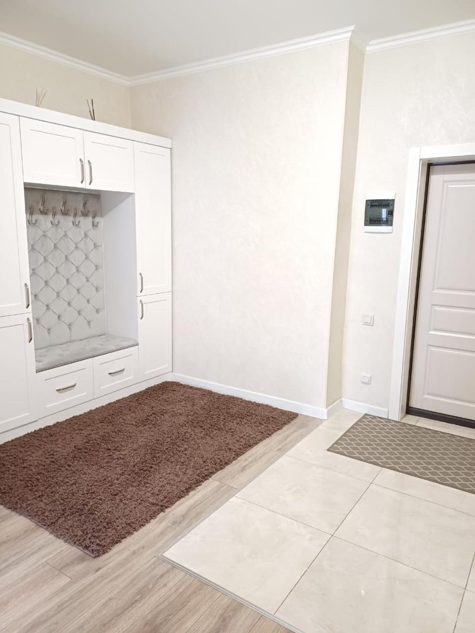 Ecohouse Apartment Bishkek Ngoại thất bức ảnh