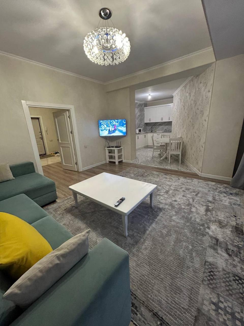 Ecohouse Apartment Bishkek Ngoại thất bức ảnh